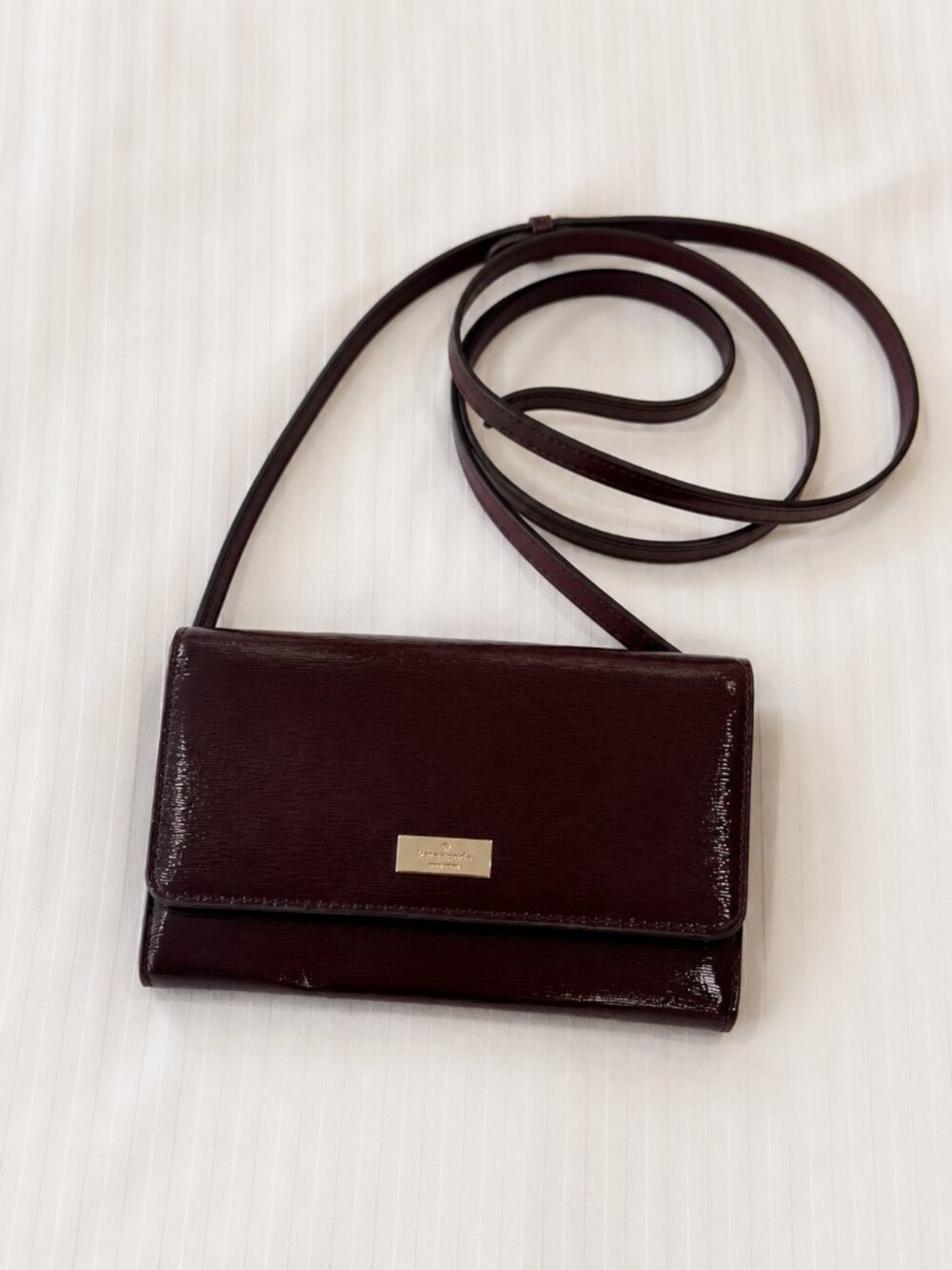 Kate Spade New York Burgundy Patent Leather Crossbody Wallet Clutch